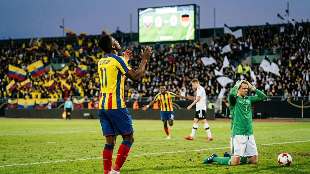 Ecuador besiegt Deutschland und zieht ins WM-Achtelfinale ein